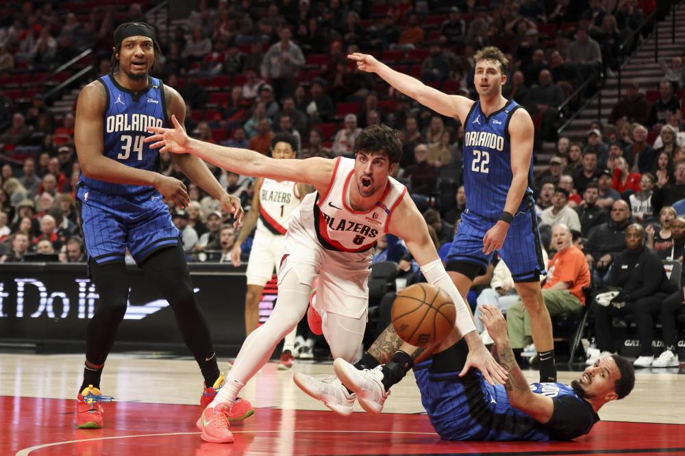 于卢卓灵个 于卢卓灵个